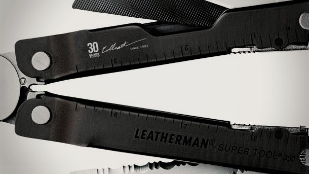 Leatherman выпустила две модели мультитулов 30th Anniversary Edition Leatherman-30th-Anniversary-Edition-photo-1