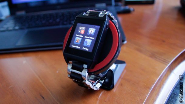 Rock Smartwatch - умные часы на базе Android 4.0 Rock-Smartwatch-photo-1