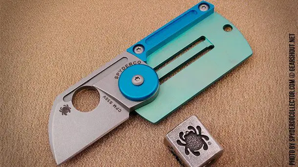 Spyderco Dog Tag Folder - небольшой складной нож на шею Spyderco-Dog-Tag-Folder-photo-2