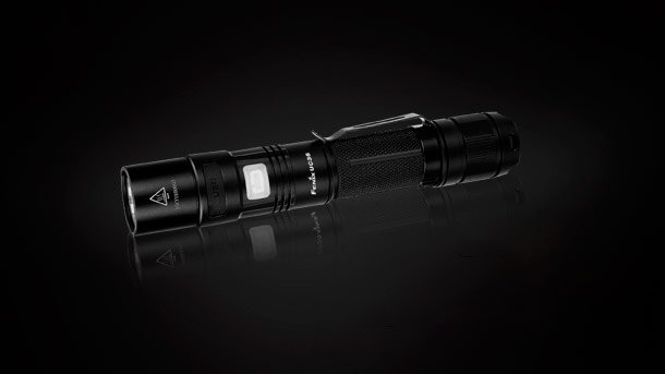 Карманный светодиодный фонарь Fenix UC35 Fenix-UC35-photo-2