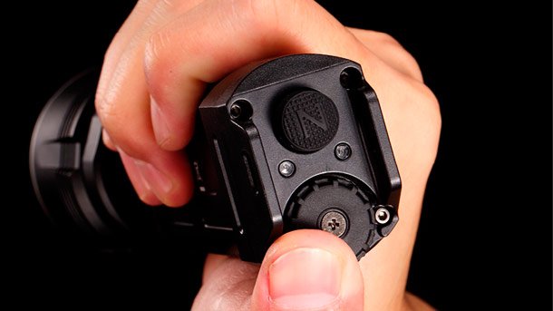 Ультрамощный поисковый фонарь Nitecore P36 Nitecore-P36-photo-3
