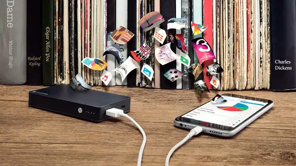 Mophie-Space-photo-1