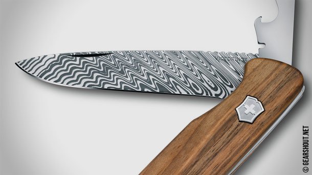 Victorinox RangerWood Damast - многофункциональный нож лимитированной серии Victorinox-RangerWood-Damast-photo-2