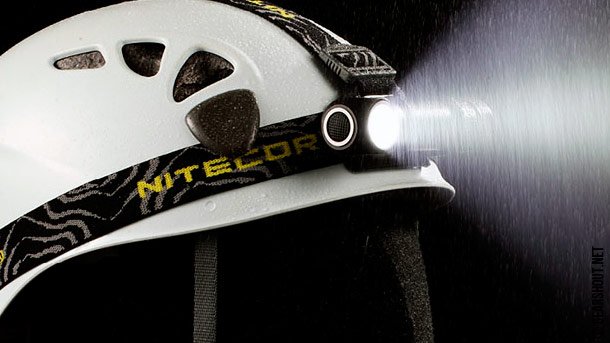 Nitecore выпустила универсальный налобный фонарь Nitecore HC30 Nitecore-HC30-photo-2