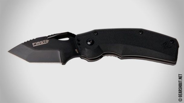 First-Tactical-Knives-2015-photo-2