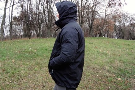 Обзор лёгкой, компактной и водостойкой хардшелл куртки Marmot PreCip Jacket