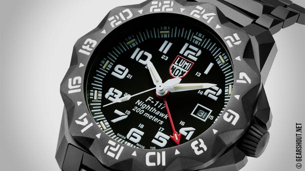 Luminox-F-117-Nighthawk-GMT-6420-Watch-2016-photo-2