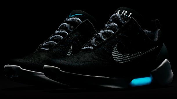 nike-hyperadapt-shoe-2016-photo-1