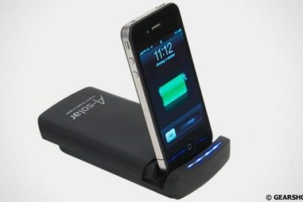 Портативная док-станция A-solar Power Dock для iPad/iPhone