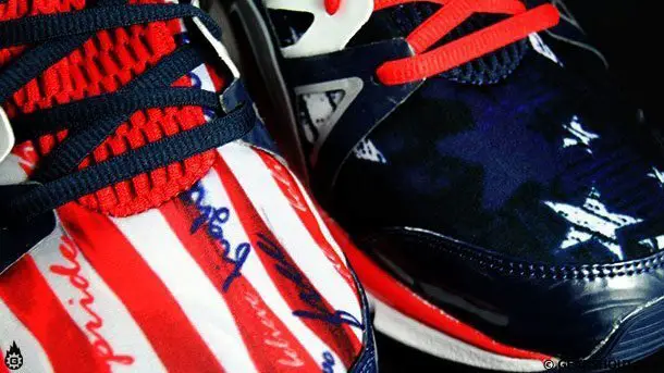 ASICS-GEL-Blur-33-2-Flag-Collection-photo-1