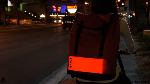 FLUX-Backpack-photo-2