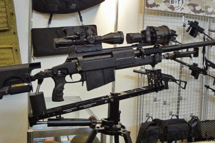 Фотоотчет  oruzhie-i-bezopasnost-2012-photo-10-436x291