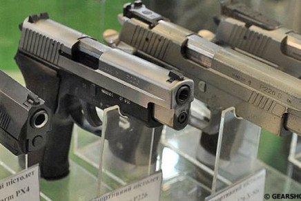 Фотоотчет  oruzhie-i-bezopasnost-2012-photo-19-436x291