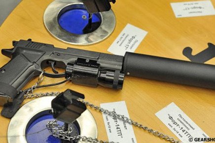 Фотоотчет  oruzhie-i-bezopasnost-2012-photo-5-436x291