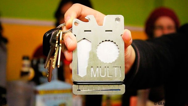 MULTI - первый минималистический кошелек-мультитул