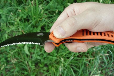 Обзор аварийно-спасательного ножа 5.11 LMC Curved Rescue Blade 5-11-LMC-Curved-Rescue-Blade-photo-9-436x291