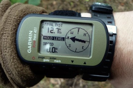 Обзор GPS-навигатора Garmin Foretrex 401 Garmin-Foretrex-401-photo-5-436x291