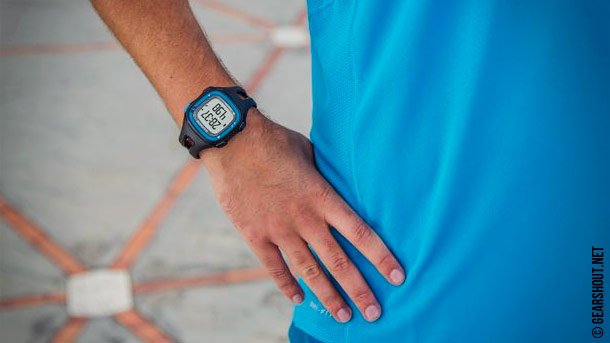Garmin Forerunner 15 – GPS-часы с трекером активности Garmin-Forerunner-15-photo-1