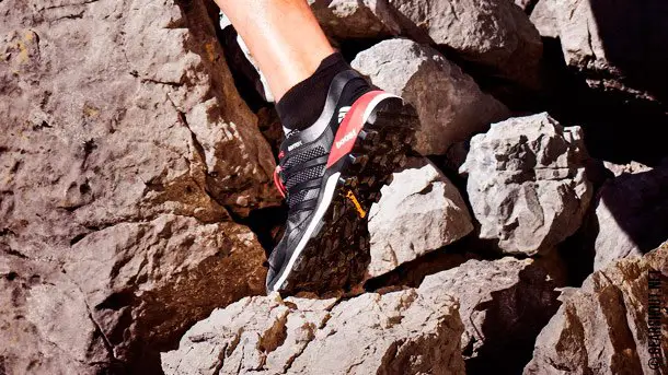 Adidas-Outdoor-Terrex-Boost-photo-1