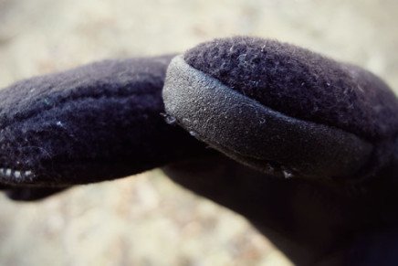 Обзор флисовых перчаток HWI FTS100 Fleece Touchscreen Glove HWI-FTS100-Fleece-Touchscreen-Glove-photo-6-436x291