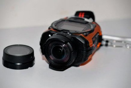 Обзор спортивной видеокамеры Ricoh WG-M1 Ricoh-WG-M1-photo-3-436x291