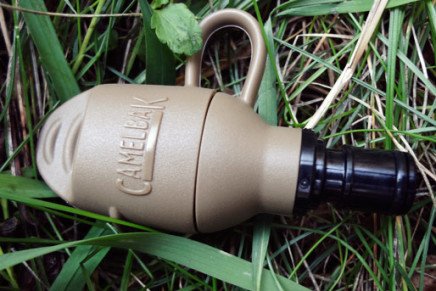 Обзор компактной питьевой системы CamelBak MilSpec Antidote 50oz CamelBak-MilSpec-Antidote-photo-8-436x291