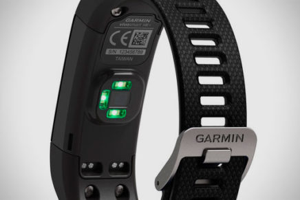 Garmin Vivosmart HR+ - наручный фитнес-трекер с интегрированным датчиком GPS Garmin-Vivosmart-HR-Plus-2016-photo-4-436x291