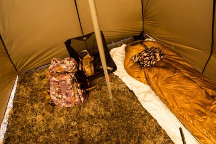 Kifaru выпустила новый лёгкий тент для охотников - Tut Pyramid Shelter Kifaru-Tut-Pyramid-Shelter-2016-photo-4-436x291