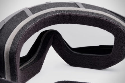 Revision Military выпустила новые защитные очки закрытого типа SnowHawk Revision-SnowHawk-Googles-2016-photo-3-436x291