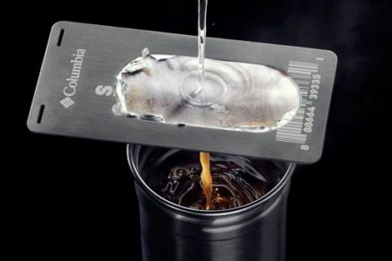 Набор инструментов для выживания вместо обычных этикеток на одежде Columbia Columbia-Sportswear-Survival-Labels-2016-photo-6-436x291