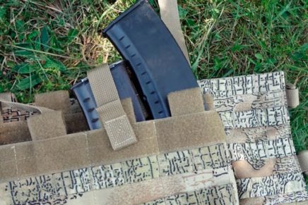 Первый взгляд на разгрузочно-платформенную систему P1G-Tac Frogman AK Chest Rig P1G-Tac-Frogman-AK-Chest-Rig-Review-2016-photo-18-436x291