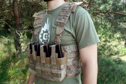Первый взгляд на разгрузочно-платформенную систему P1G-Tac Frogman AK Chest Rig P1G-Tac-Frogman-AK-Chest-Rig-Review-2016-photo-2-436x291