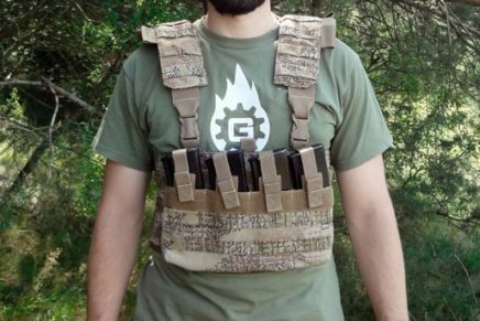 Первый взгляд на разгрузочно-платформенную систему P1G-Tac Frogman AK Chest Rig P1G-Tac-Frogman-AK-Chest-Rig-Review-2016-photo-4-436x291