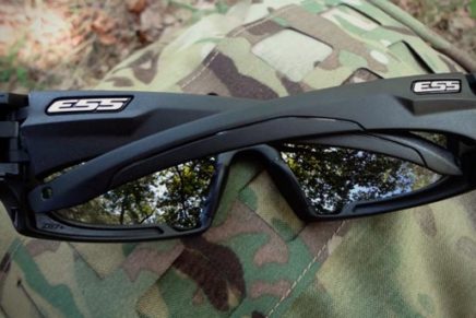 Первый взгляд на баллистические солнцезащитные очки ESS Rollbar ESS-Rollbar-Sunglasses-Review-2016-photo-12-436x291