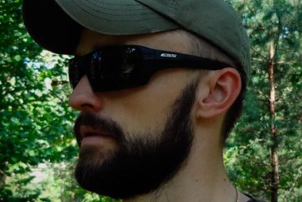 Первый взгляд на баллистические солнцезащитные очки ESS Rollbar ESS-Rollbar-Sunglasses-Review-2016-photo-3-436x291