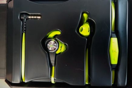 Ознакомительный обзор спортивных наушников Monster iSport Intensity Monster-iSport-Intensity-Headphones-Review-2016-photo-5-436x291