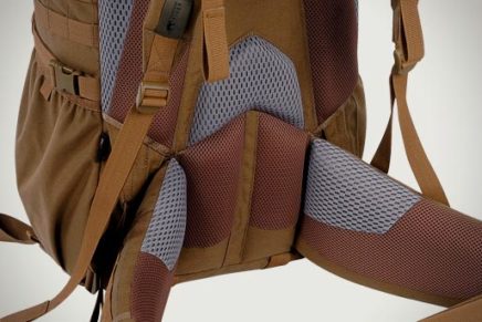 Tasmanian Tiger выпустила экспедиционные рюкзаки Pathfinder MK II и Range Pack MK II Tasmanian-Tiger-Pathfinder-MK-II-Range-Pack-MK-II-Packs-2016-photo-6-436x291