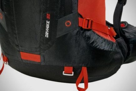 Ferrino анонсировала на 2017 год выход водонепроницаемого рюкзака Dry Hike 32 Ferrino-Dry-Hike-32-Backpack-2017-photo-7-436x291