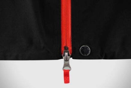 Haglöfs открыл продажи второго поколения хардшелл куртки Spitz Jacket Haglofs-Spitz-Jacket-2016-photo-4-436x291