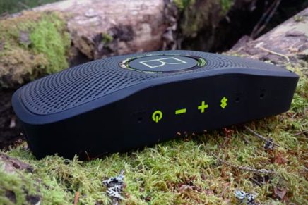 Детальный обзор защищенной аудиоколонки Monster SuperStar BackFloat Monster-SuperStar-BackFloat-Review-2016-photo-12-436x291