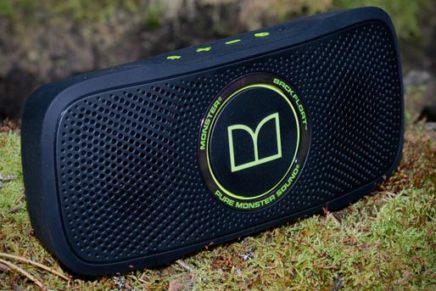 Детальный обзор защищенной аудиоколонки Monster SuperStar BackFloat Monster-SuperStar-BackFloat-Review-2016-photo-16-436x291