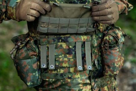 UF PRO анонсировала новую военно-полевую парку Striker Stealth Smock UF-PRO-Striker-Stealth-Smock-2016-photo-3-436x291