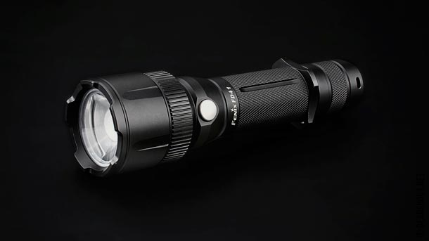 fenix-fd41-flashlight-2016-photo-2