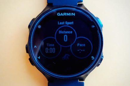 garmin instinct vs forerunner 735xt