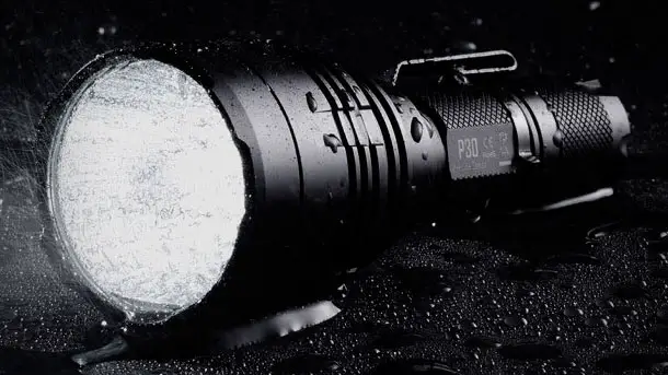nitecore-p30-flashlight-2016-photo-1
