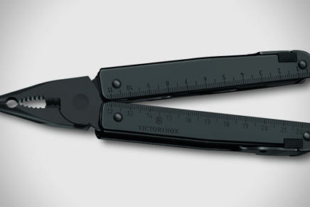Victorinox-Swiss-Army-SwissTool-Black-2016-photo-6-436x291