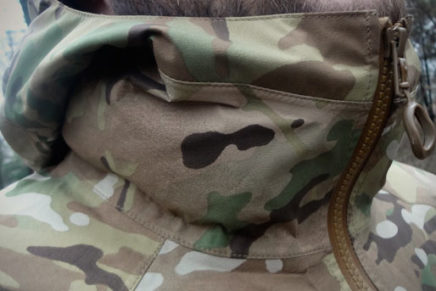 Первый взгляд на военно-тактическую хардшелл куртку Beyond Clothing A6 Rain Jacket Beyond-Clothing-A6-Axios-Rain-Jacket-Review-2016-photo-14-436x291