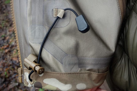 Первый взгляд на военно-тактическую хардшелл куртку Beyond Clothing A6 Rain Jacket Beyond-Clothing-A6-Axios-Rain-Jacket-Review-2016-photo-15-436x291