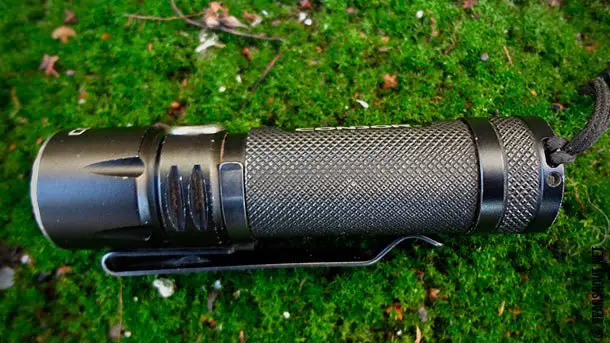 Condor-C05-EDC-Flashlight-Review-2016-photo-11