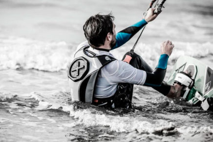 Helixot разработала компактный и полностью водонепроницаемый рюкзак - XO 6.2 Backpack